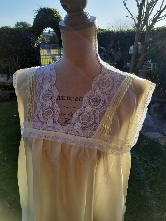 Nightgown 40s bridal shabby chic vintage yellow s… - image 5