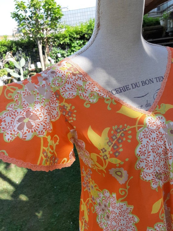 Vintage nightgown 70s short psychedelic orange chi