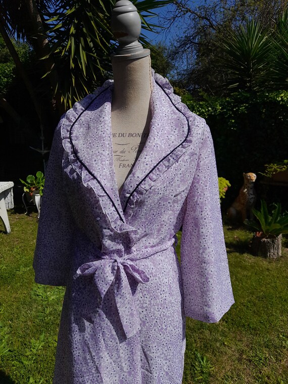 Vintage dressing gown 70s purple floral delicate … - image 8