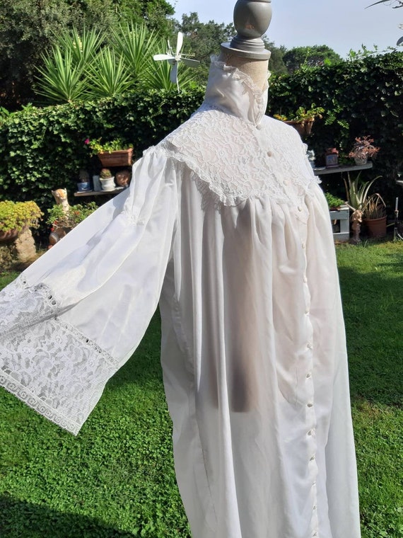 Vintage white vest shabby chic white cloud white l