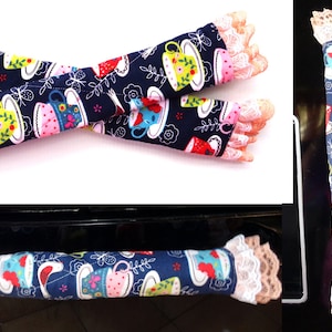 Teacups and Birds Prints Refrigerator Handles Cozies, Kitchen Decor, Cushioned and Padded Fridge Handle Protector with Pretty Lace Trims