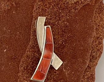 Sterling Silver Pendant inlayed with red Spiny oyster shell