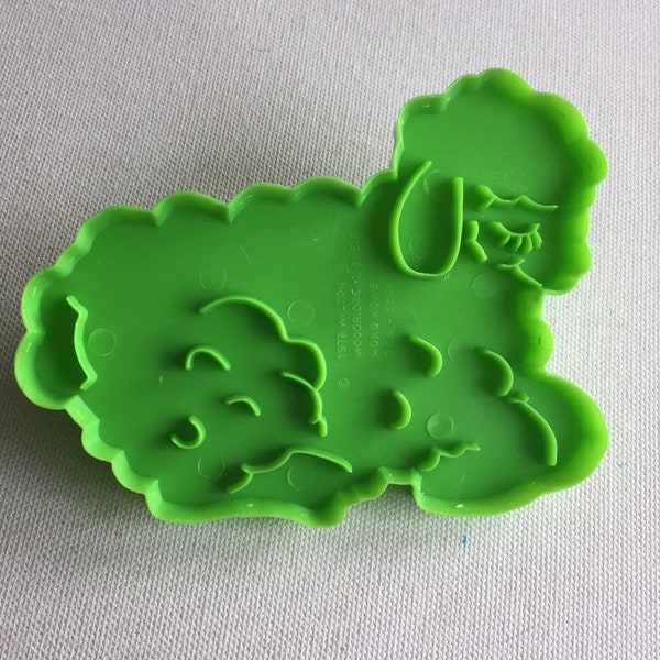 Wilton green Easter sheep cookie cutter