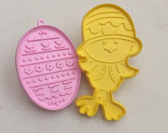Easter Cookie Cutters- Pink Egg and Chick  Hallmark imprint Cookie for Easter baking