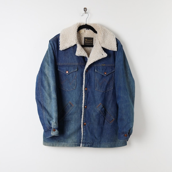 Vintage 90s Distressed Faded Wrangler Wrange Coat Men's Fur Lined Denim Jean Jacket Western Style Cowboy Snap Button Jean Jacket Size Large