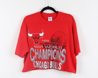 Vintage 90s Red NBA 1991 World Champions Chicago Bulls Graphic Print Cropped Tee Basketball Sports Single Stitch Reworked Crop Top Size XL