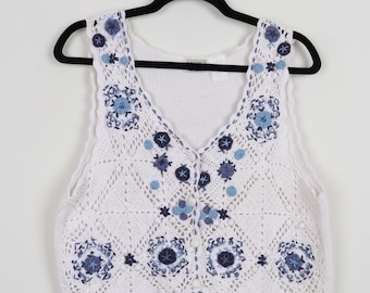 Vintage 90s White Floral Crochet Crop Tank Top Blue Flowers Pattern Knit Preppy BOHO Vest Tank Top Knitted Rachel&#39;s Kids Size medium