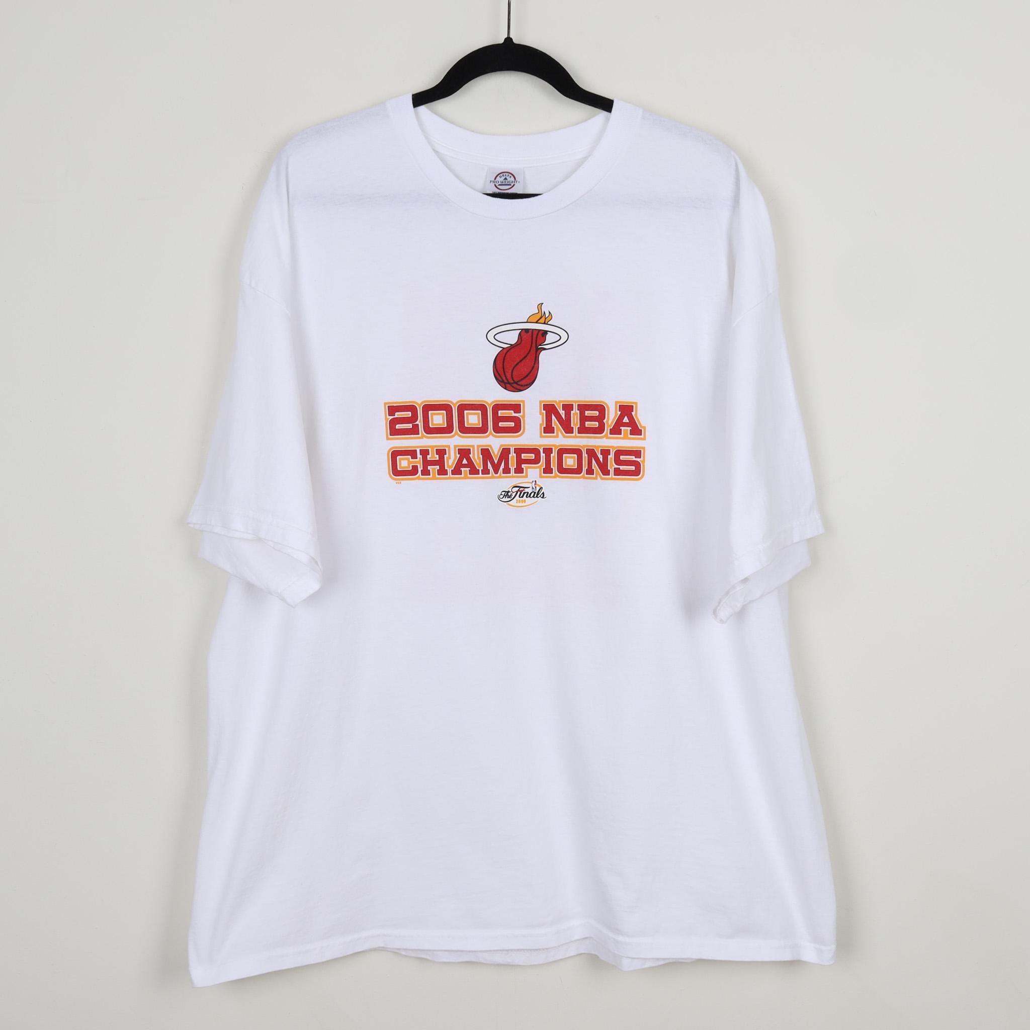 Vintage Y2K Miami Heat NBA Champions the Finals 2006 White Graphic