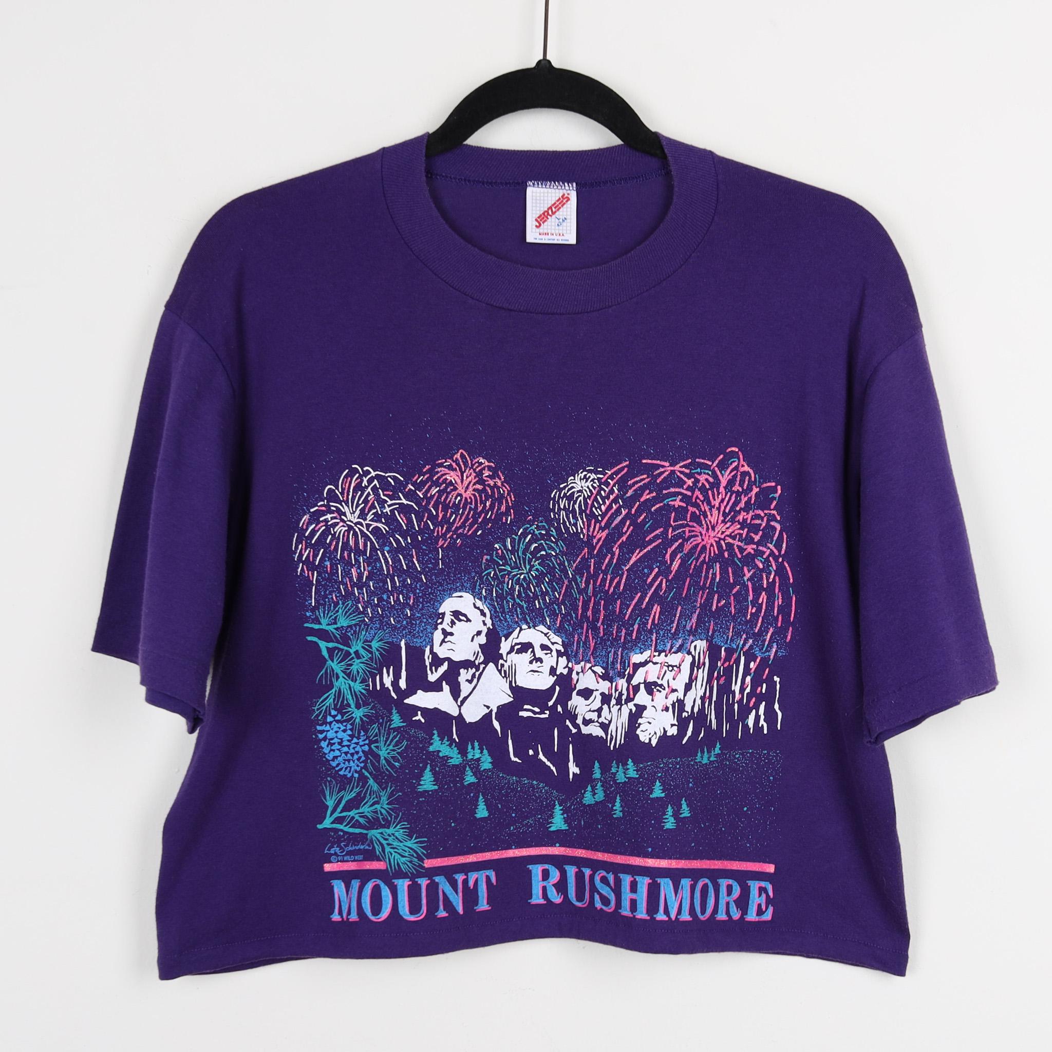 Vintage 90s Mount Rushmore Fireworks Purple Graphic Print