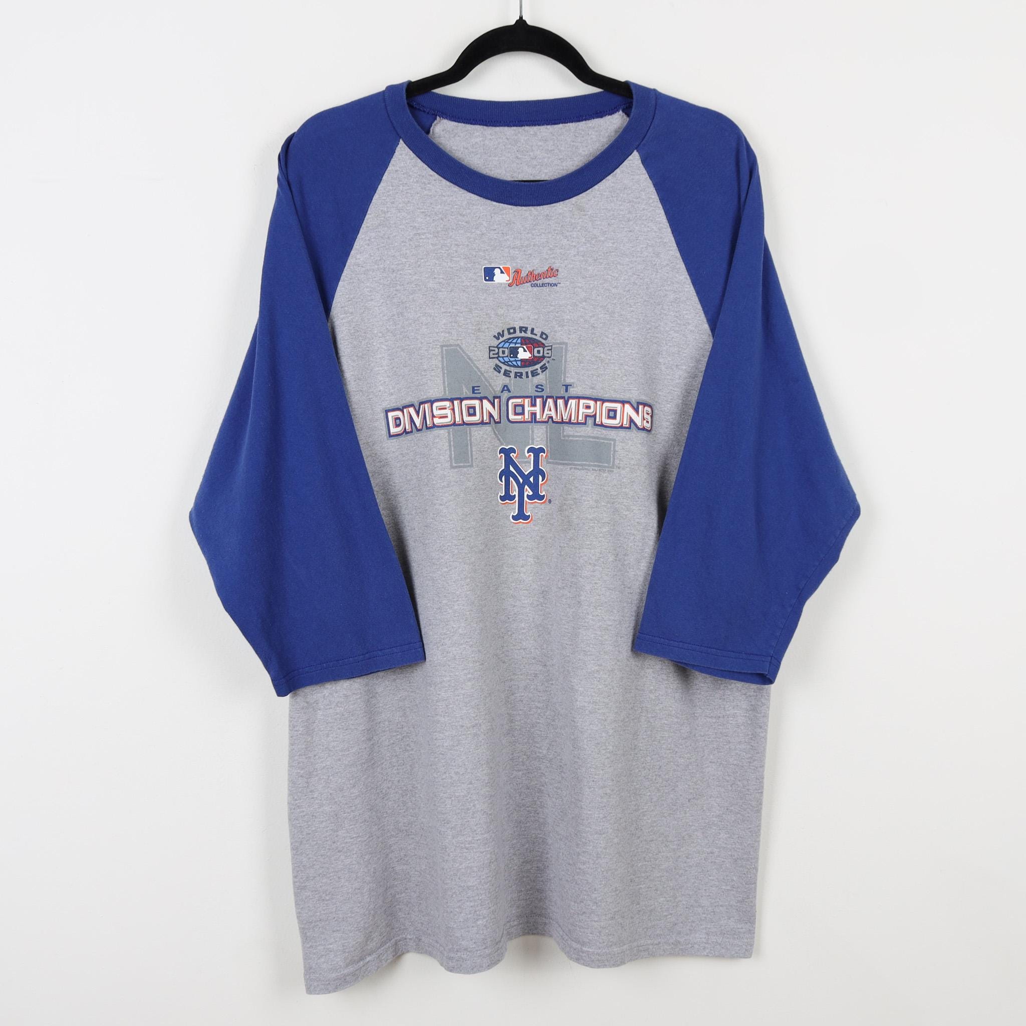 Vintage Y2K New York NY Mets East Division Champions 2006 MLB T-Shirt World Series Baseball Graphic Print 3/4 Raglan Sleeve T-Shirt Size XL