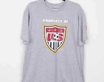 Vintage 90s Nike Property Of US National Soccer Team Logo Gray Graphic Print Tee Sports Athletic Comfy Preppy T-Shirt Size Medium