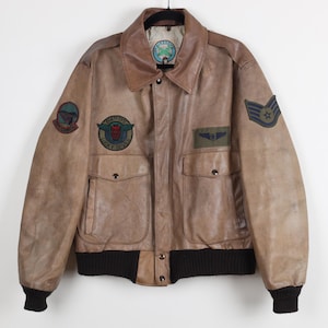 Vintage 80s 39Airdrome Aviation Pilot Leather Patched Light Brown Bomber Jacket Zip Up Map Inner Print Pattern Military Jacket Size 44-Large