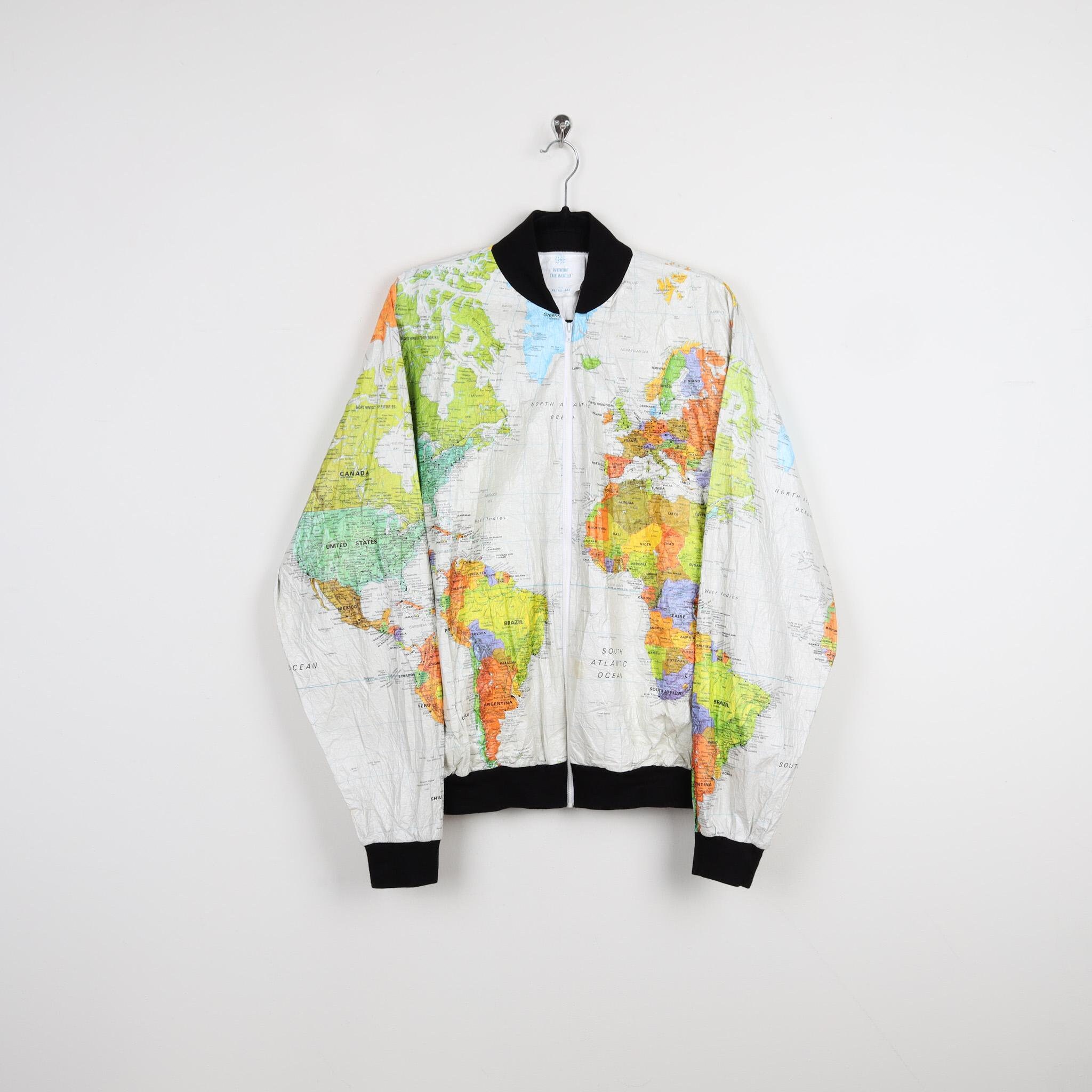 ジャケット・アウター 80s HAI SPORTING GEAR world map jacket Vintage 80s HAI Sporting Gear Issey Miyake Nylon Bomber