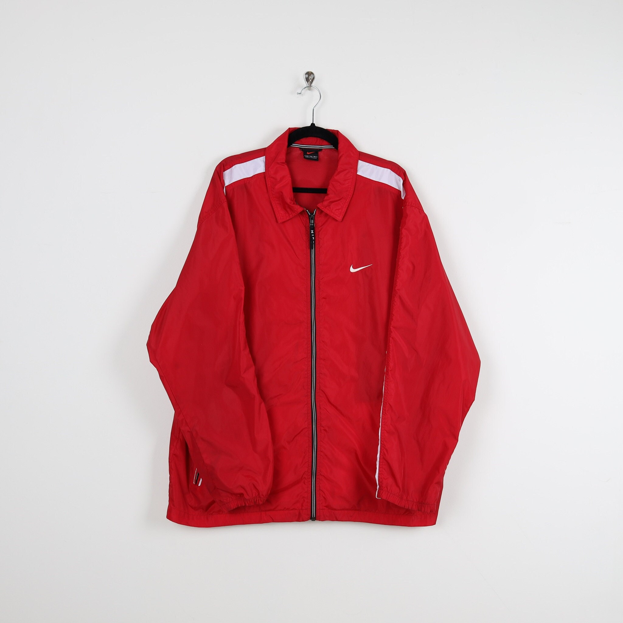 Vintage 90s NIKE Red Spring Windbreaker Jacket Full Zip Long Vintage 90s NIKE Red Spring Windbreaker Jacket Full Zip Long