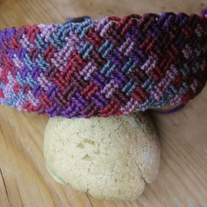 Multicolor macramé bracelet