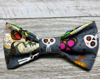 HALLOWEEN SKULLS Collar / Attachment & Accessory for Dogs and Cats