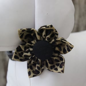LEOPARD ANIMAL PRINT / Collar Attachment & Accessory for Dogs and Cats