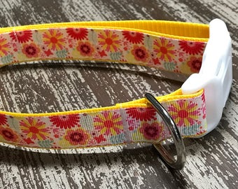 YELLOW SUMMER FLOWERS / Adjustable Nylon Webbing Ribbon Dog Collar