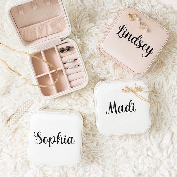 Personalized Travel Jewelry Case ~ Travel Jewelry Box ~ Personalized Gifts Bridesmaids Best Friend Gift (BR153)