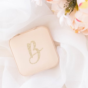 Travel Jewelry Case Personalized Bridesmaid Gifts Maid of Honor Bridal Party Gifts Personalized Jewelry Box Jewelry Organizer Box (BR081)