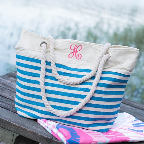 bridesmaid beach bolsa