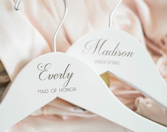 Set of 10 Personalized Bridesmaid Hangers, Wedding Dress Hanger, Engraved Bridesmaid Hanger