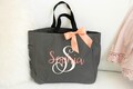 Bridesmaid Totes, Maid of Honor Gift, Bridesmaid Tote Bags with Zipper, Monogram Tote Bag Bridesmaid Gifts