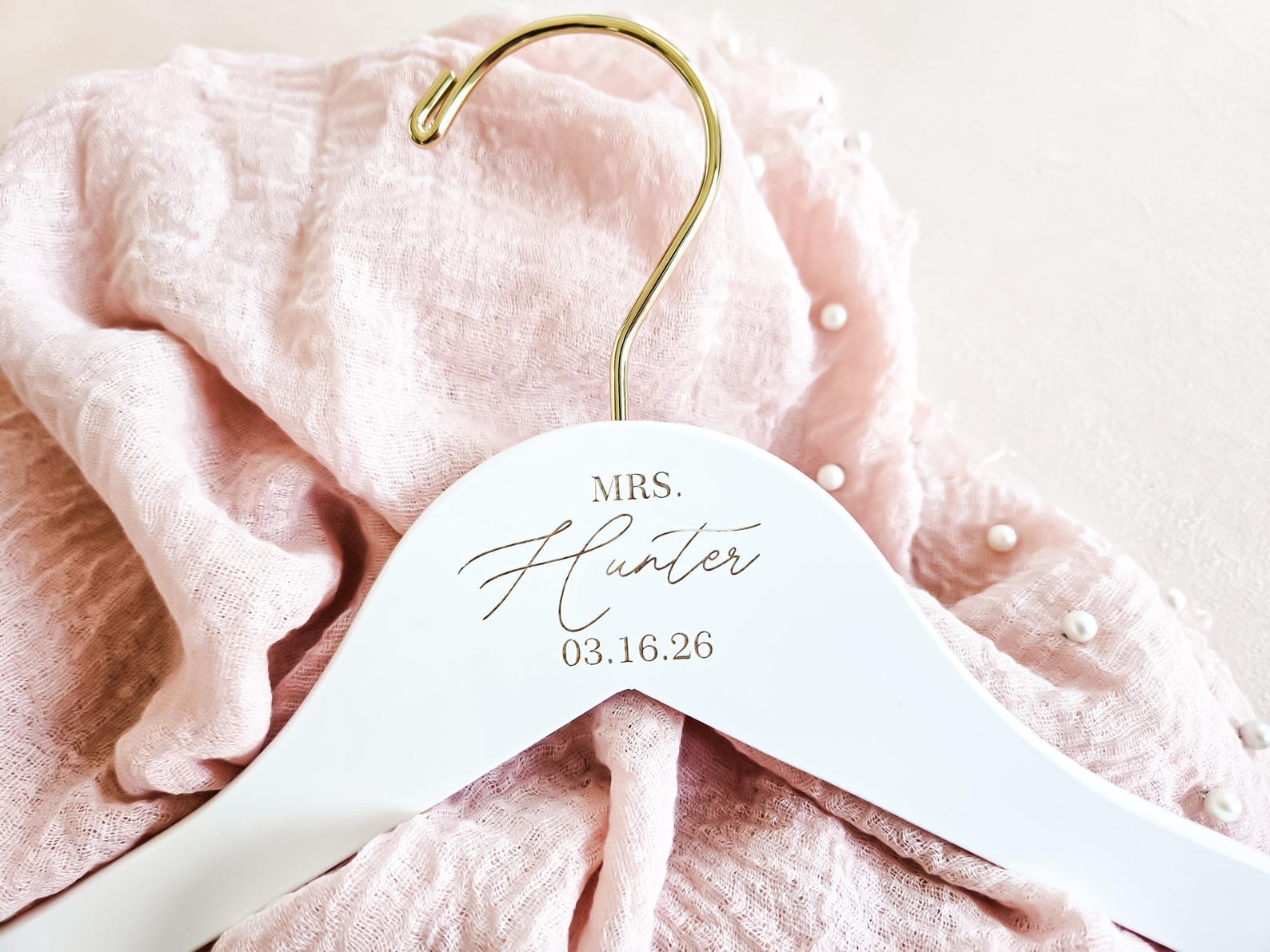 Mrs. Nerio- WHITE / GOLD HOOK, SAGE