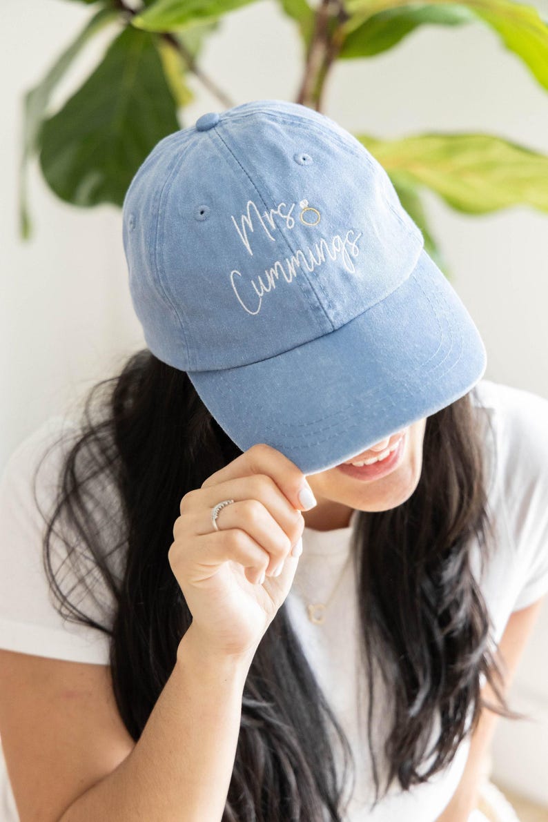 Engagement Gift, Bride Hat, Future Mrs Gift, Bride to Be Gift, Bridal Shower Gift for Bride zdjęcie 3