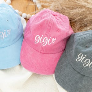 Cute Gigi Hat with Heart, Mom Baseball Hat, Custom Embroidered Mom Gifts, Personalized Mothers Day Gifts for Grandma, Mom Gift image 3