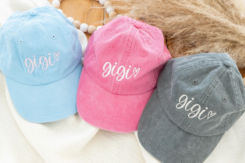 Cute Gigi Hat with Heart, Mom Baseball Hat, Custom Embroidered Mom Gifts, Personalized Mothers Day Gifts for Grandma, Mom Gift image 3