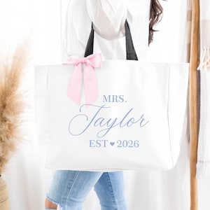 Personalized Bride Bag, Future Mrs Wedding Tote Bag, Engagement Gift for Bride, Bridal Shower Gifts