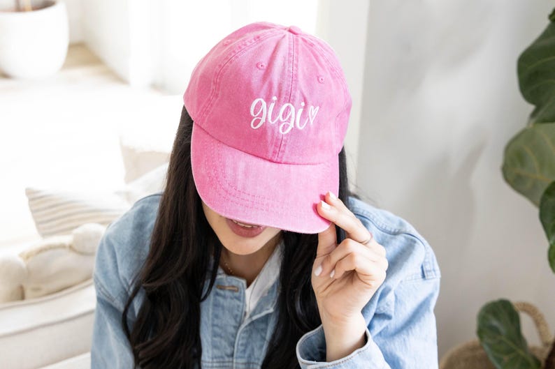 Cute Gigi Hat with Heart, Mom Baseball Hat, Custom Embroidered Mom Gifts, Personalized Mothers Day Gifts for Grandma, Mom Gift image 2