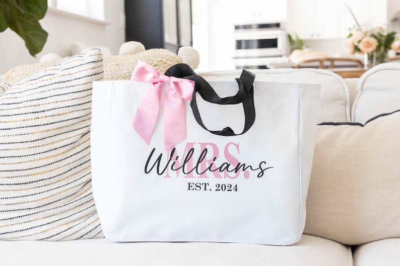 Personalized Bride Bag, Future Mrs Wedding Tote Bag, Engagement Gift for Bride, Bridal Shower Gifts for Bride to Be image 2