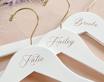Bridesmaids Hangers, Wedding Hanger, Bridesmaid Hanger for Wedding Dress, Personalized Bridal Hanger