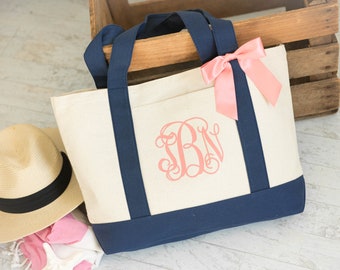 Bridesmaid Totes, Beach Tote, Bridesmaid Beach Bag Personalized, Monogram Tote Bag Maid of Honor Gift