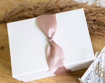 Bridesmaid Boxes, Bridesmaid Gift Box, Bridesmaid Box EMPTY, Bridesmaid Proposal Box EMPTY, Personalized Gift Box Bridesmaid