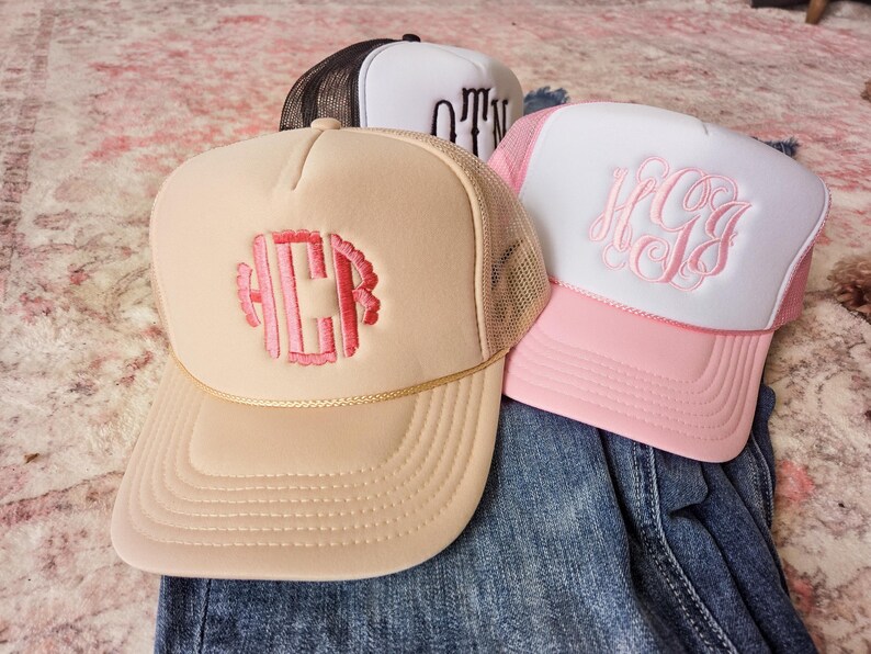 Monogram Trucker Hat, Custom Trucker Hat for Women, Cute Trucker Hat Bild 3