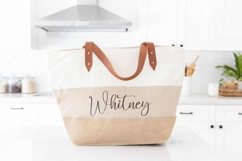 Bridesmaid Tote Bags, Personalized Bridesmaid Bags, Canvas Tote Bag with Zipper, Bridal Party Bridesmaid Gifts image 2