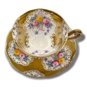 Rare Royal Albert China Tea Cup & Saucer Shape