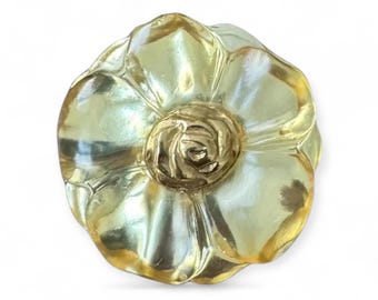 Kenzo ブローチ Kenzo - Vintage Lucite Brooch/pendant - Etsy