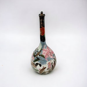 13” Antique Japanese Kutani Bottle With Stopper Meiji Period Porcelain Hand Painted Polychrome