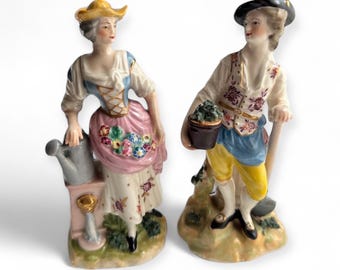 Antique Porcelain de Paris Bourdois & Bloch Porcelain Pair Man and Woman Figurines