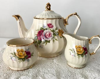 Vintage Floral Sadler Teapot Creamer & Sugar Set
