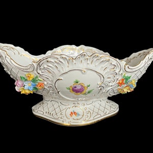 Gran cuenco pedestal de porcelana Carl Thieme Dresden Potschapple ca. 1901 con flores aplicadas pintadas a mano