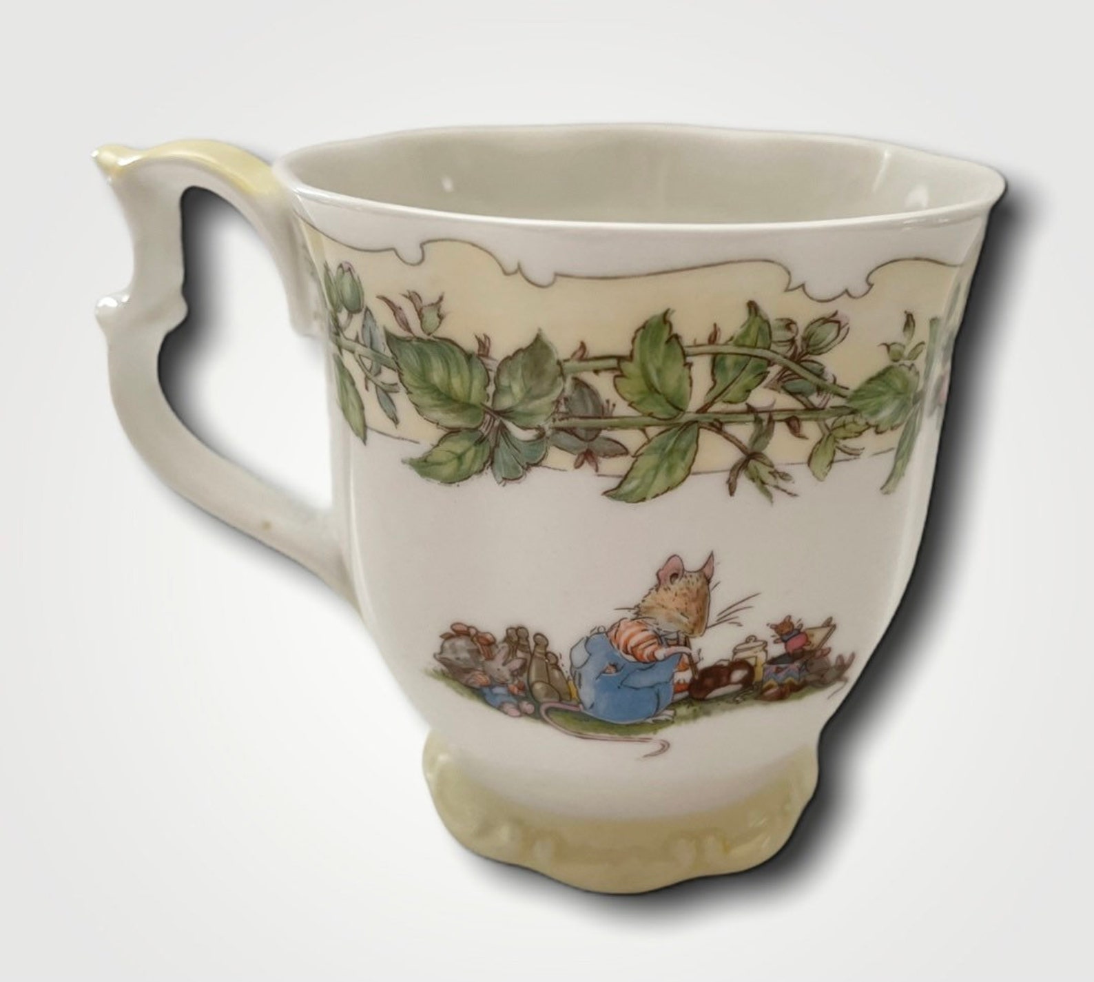 Brambly Hedge Spring Royal Doulton China Beaker Mug Coffee Cup Etsy