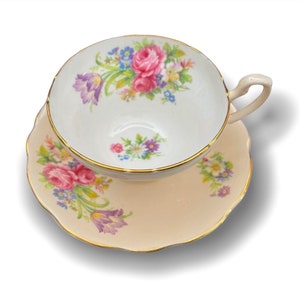 Beautiful EB Foley China Tea Cup and Saucer Teacup Set  &quot;Foley Tulip&quot;