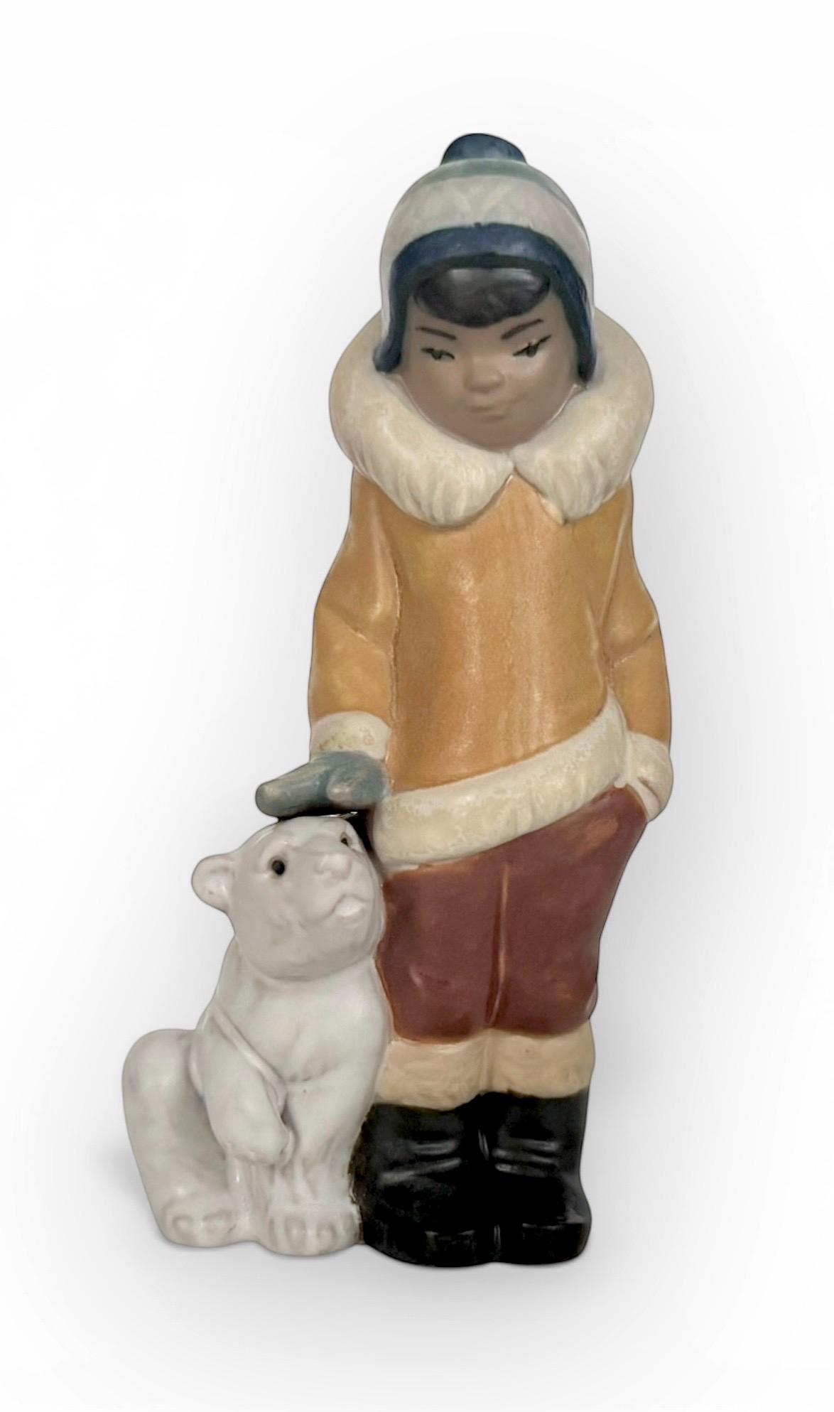 リアドロ　子熊とエスキモー　ESKIMO BOY WITH PET il_fullxfull.7910849319_2kwz.jpg