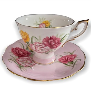 Royal Standard China Tea cup and Saucer &quot;Harmony&quot; Pattern Teacup Set