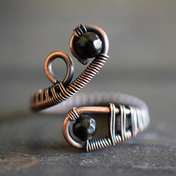 Schwarzer Obsidian Ring. Wire Wrap Edelstein-Ring. Heilung. Kristalle. Wire Wrap Schmuck. Kupfer. Silber Ring. Für Sie. Hexe Ring. Witchy Schmuck